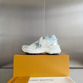 Picture of Louis Vuitton Shoes _SKULVsz35-41517677.5cmh0907